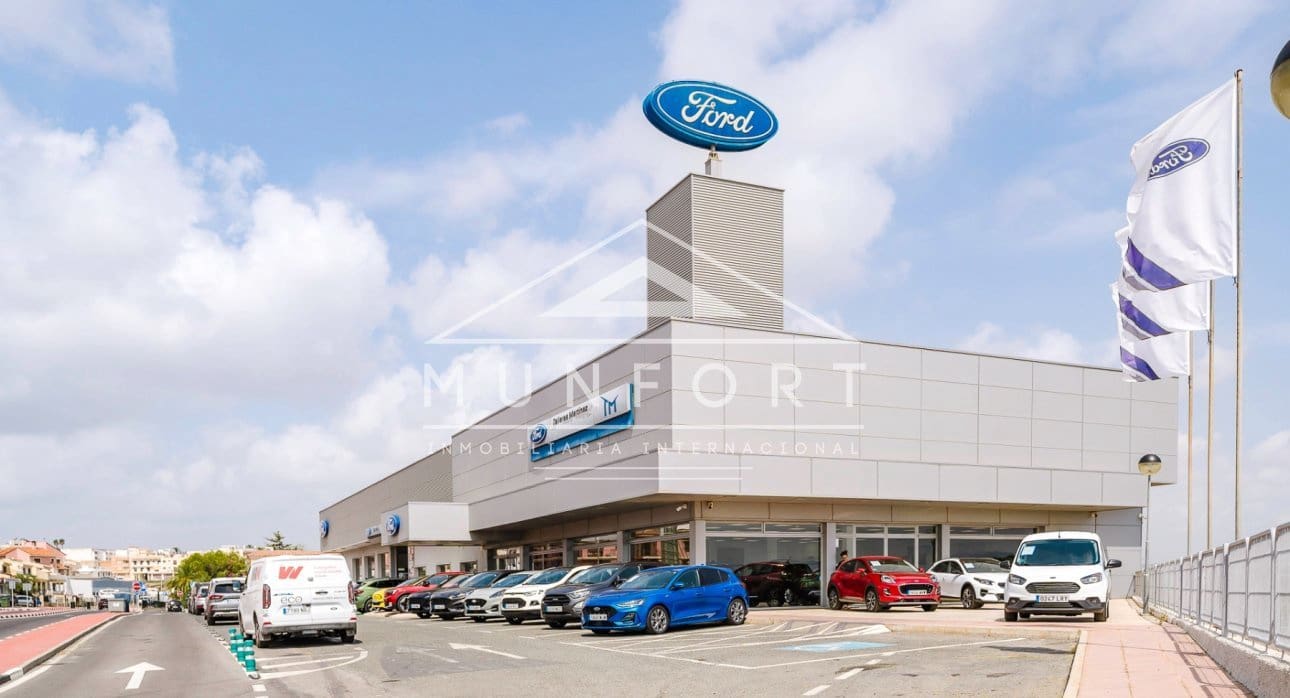 2 bedroom Apartment for sale in San Miguel de Salinas with pool - € 245,000 (Ref: 9004069)