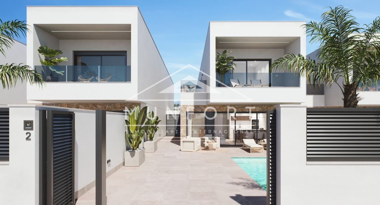 3 slaapkamer Villa te koop in San Pedro del Pinatar met zwembad - € 439.000 (Ref: 9051505)