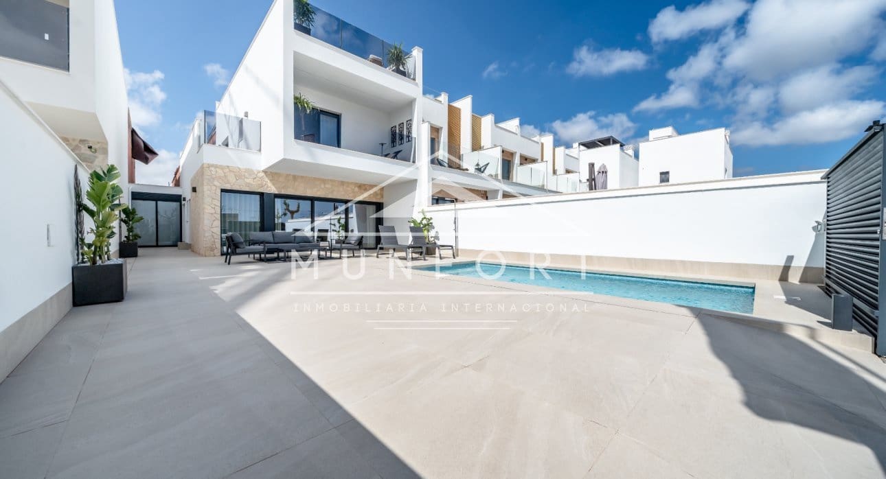 3 Zimmer Villa zu verkaufen in San Pedro del Pinatar mit Pool - 435.000 € (Ref: 9051505)