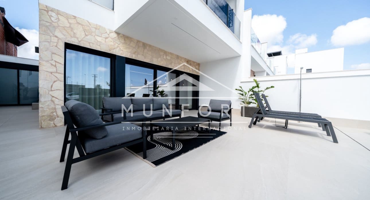 3 Zimmer Villa zu verkaufen in San Pedro del Pinatar mit Pool - 435.000 € (Ref: 9051505)
