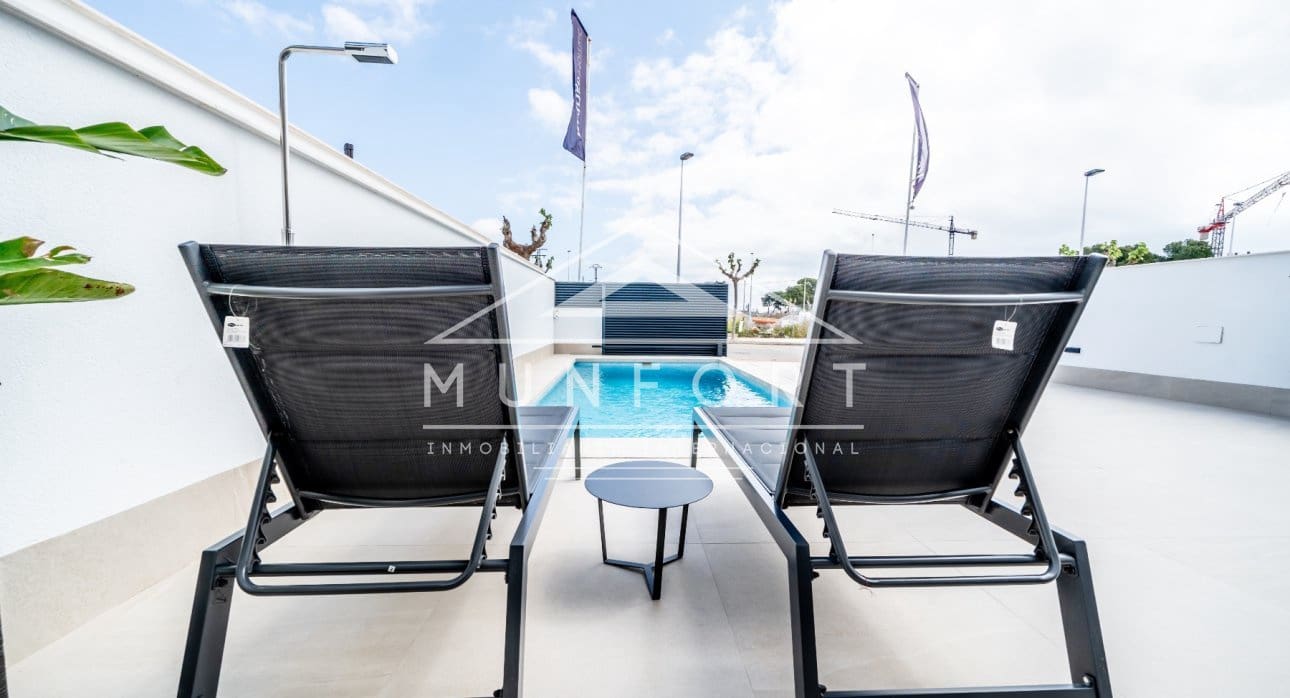 3 Zimmer Villa zu verkaufen in San Pedro del Pinatar mit Pool - 435.000 € (Ref: 9051505)