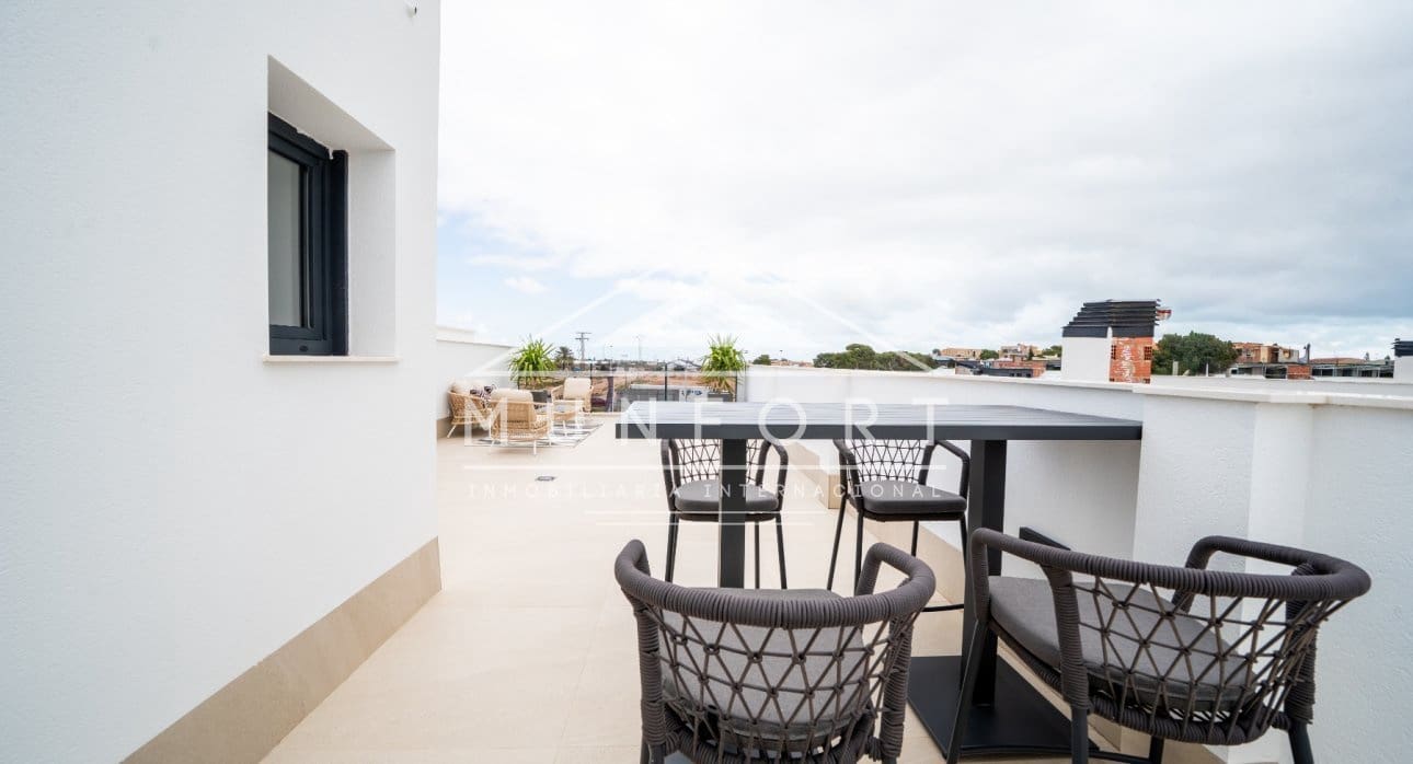 3 Zimmer Villa zu verkaufen in San Pedro del Pinatar mit Pool - 435.000 € (Ref: 9051505)