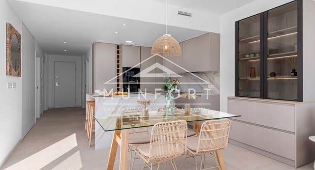 3 slaapkamer Villa te koop in Centro, Los Alcázares met zwembad - € 578.800 (Ref: 9051506)