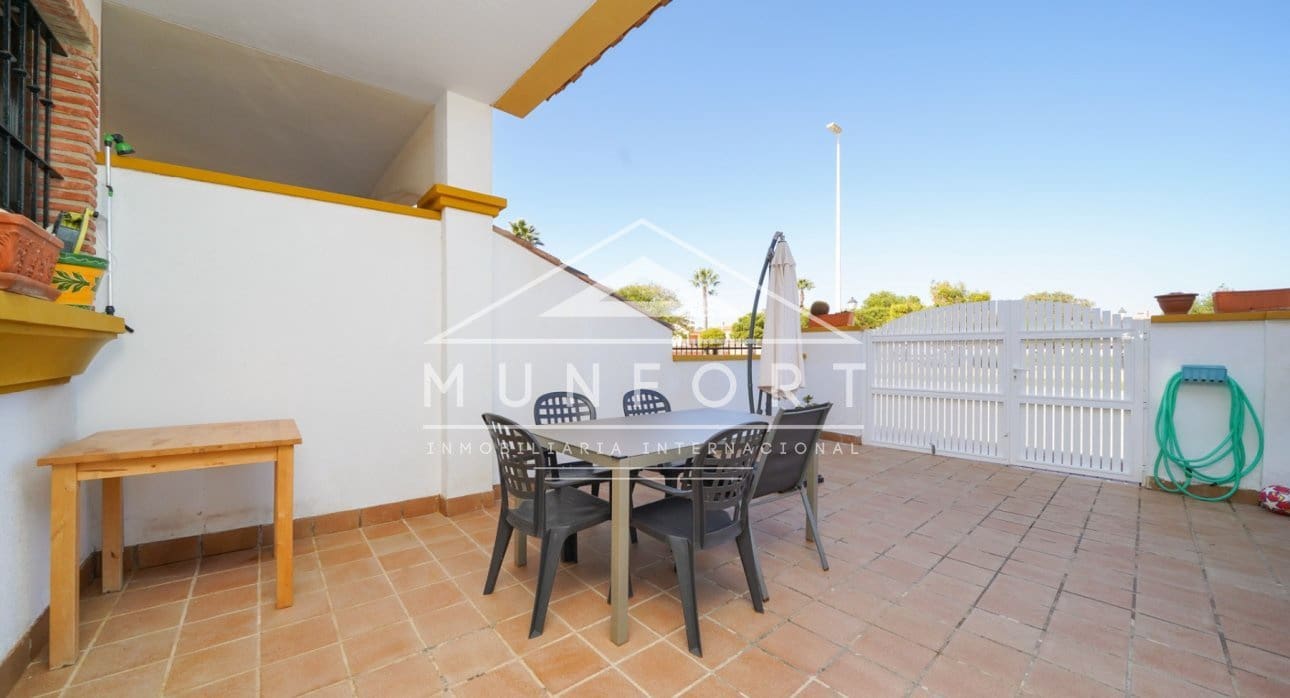 Maison de Ville de 3 chambres à louer à Lo Pagan - 900 € (Ref: 9051512)