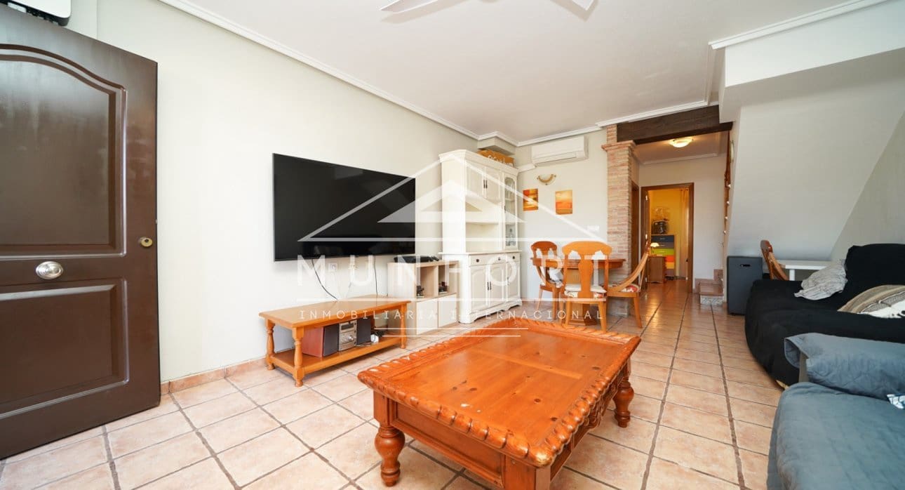 Maison de Ville de 3 chambres à louer à Lo Pagan - 900 € (Ref: 9051512)