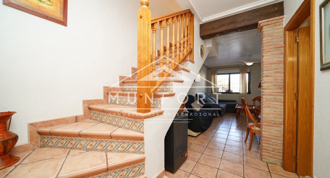 Maison de Ville de 3 chambres à louer à Lo Pagan - 900 € (Ref: 9051512)