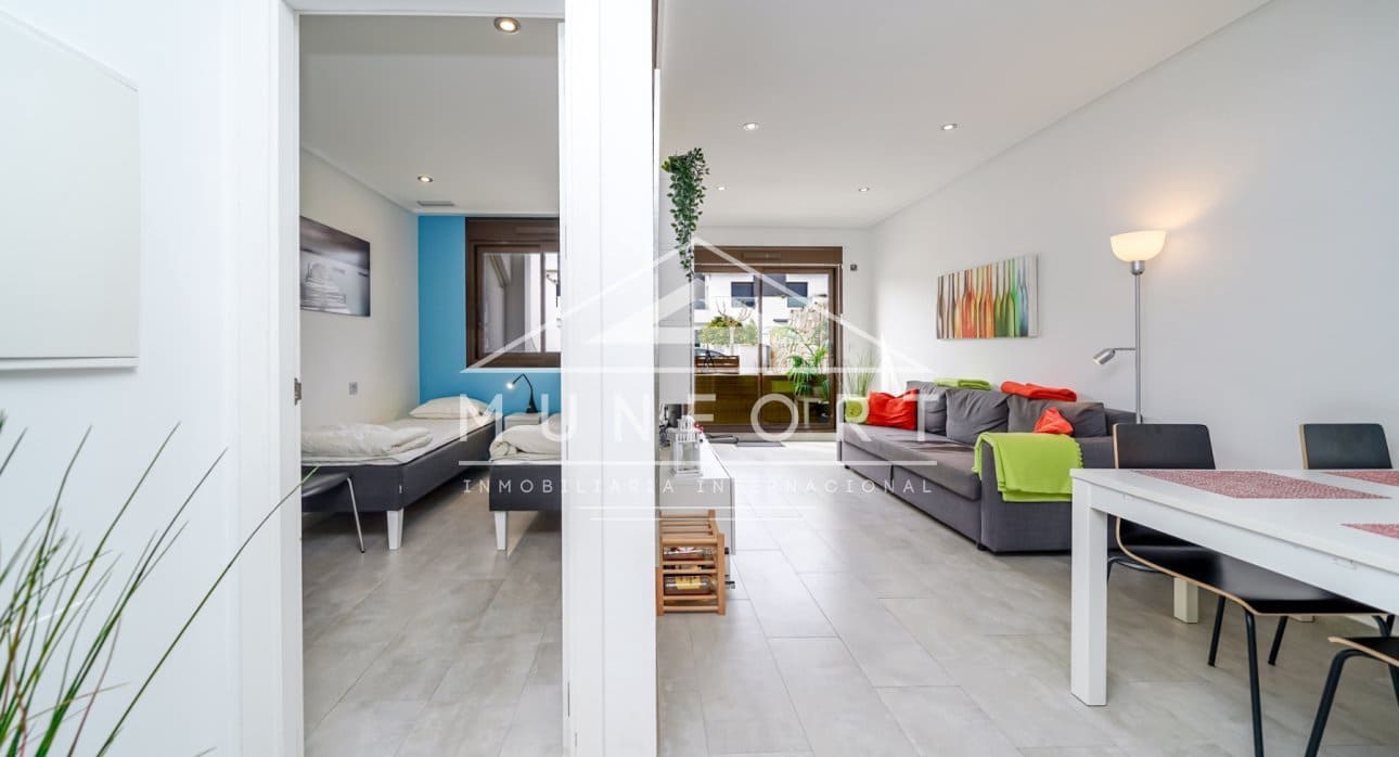 3 soveværelse Bungalow til leje i Torre de la Horadada med swimmingpool - € 1.400 (Ref: 9051799)