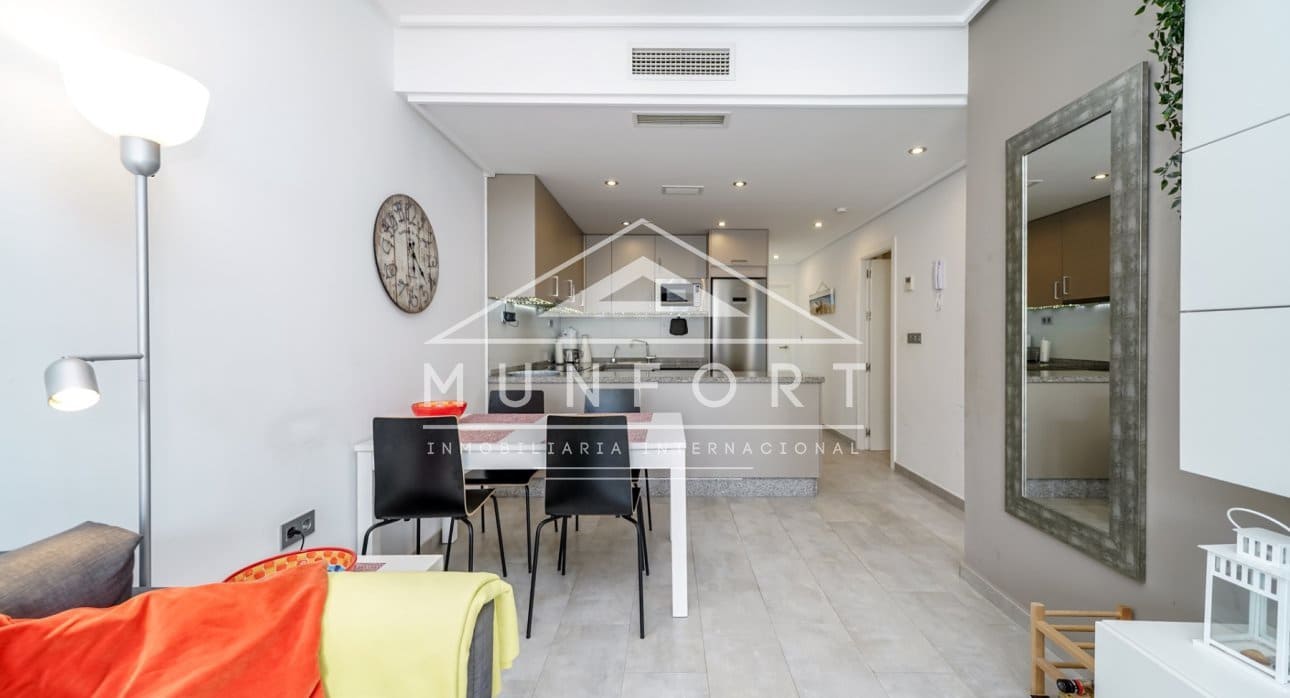 3 soveværelse Bungalow til leje i Torre de la Horadada med swimmingpool - € 1.400 (Ref: 9051799)