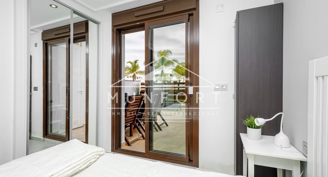 3 soveværelse Bungalow til leje i Torre de la Horadada med swimmingpool - € 1.400 (Ref: 9051799)