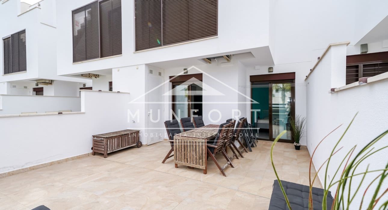 3 soveværelse Bungalow til leje i Torre de la Horadada med swimmingpool - € 1.400 (Ref: 9051799)