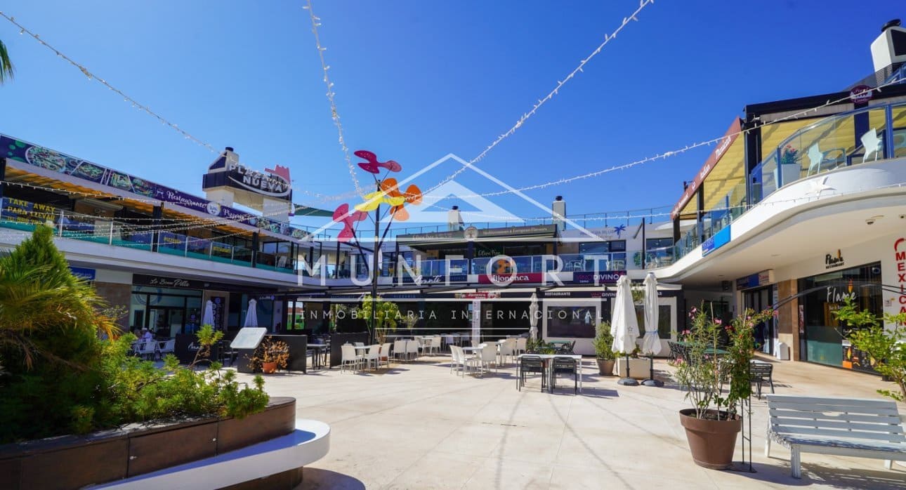 3 soveværelse Bungalow til leje i Torre de la Horadada med swimmingpool - € 1.400 (Ref: 9051799)