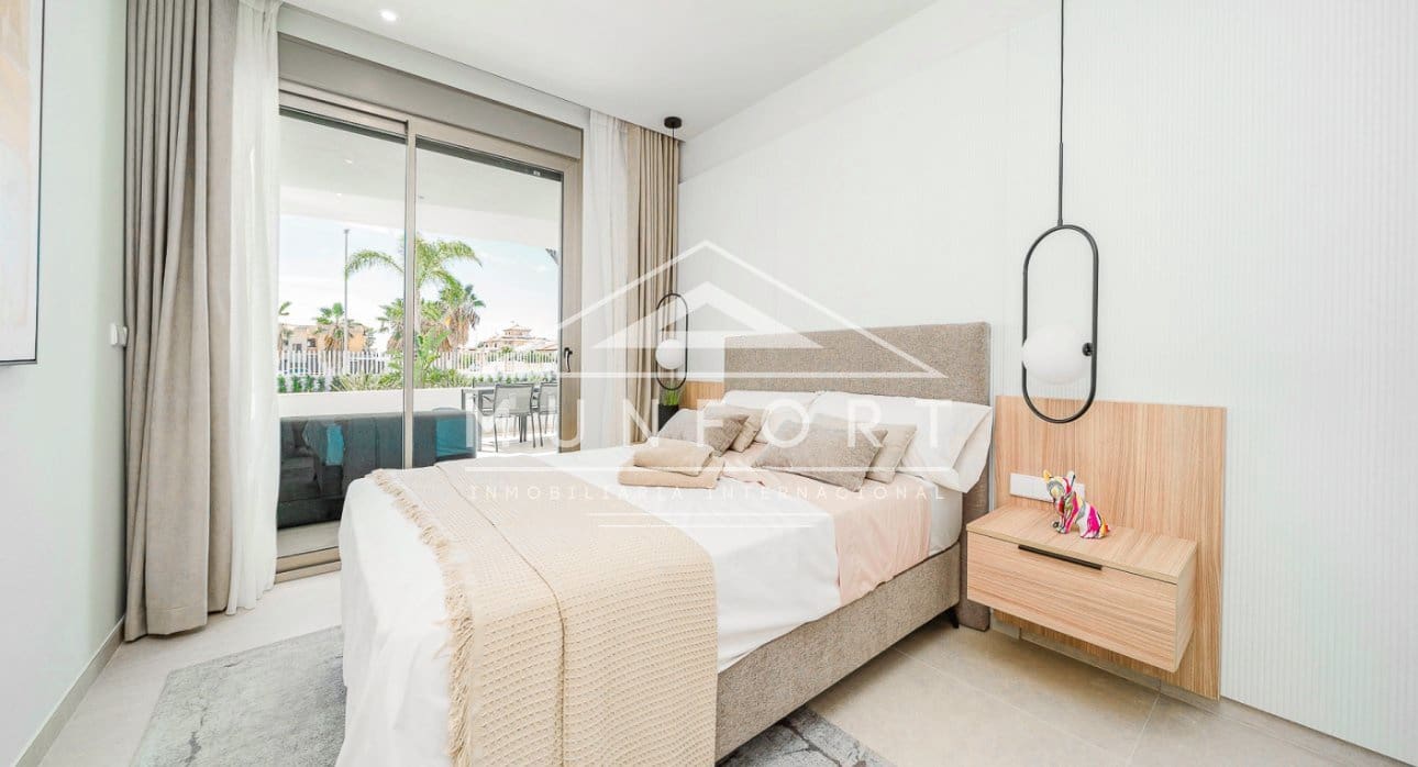 3 bedroom Apartment for sale in Orihuela Costa with pool - € 369,000 (Ref: 9053707)