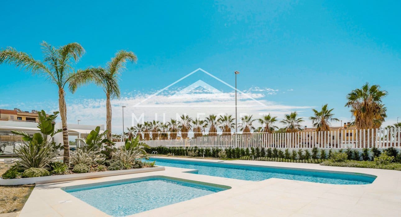 3 bedroom Apartment for sale in Orihuela Costa with pool - € 369,000 (Ref: 9053707)