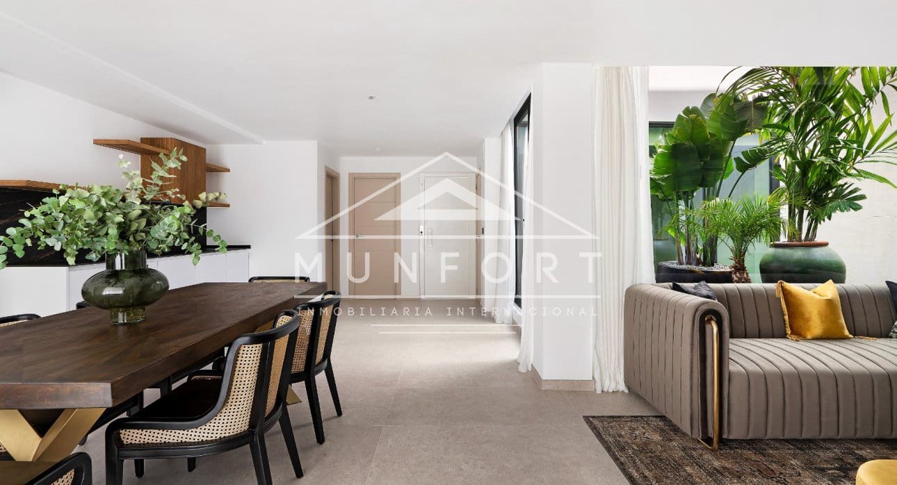 4 soveværelse Villa til salg i Benidorm med swimmingpool - € 1.150.000 (Ref: 9073859)