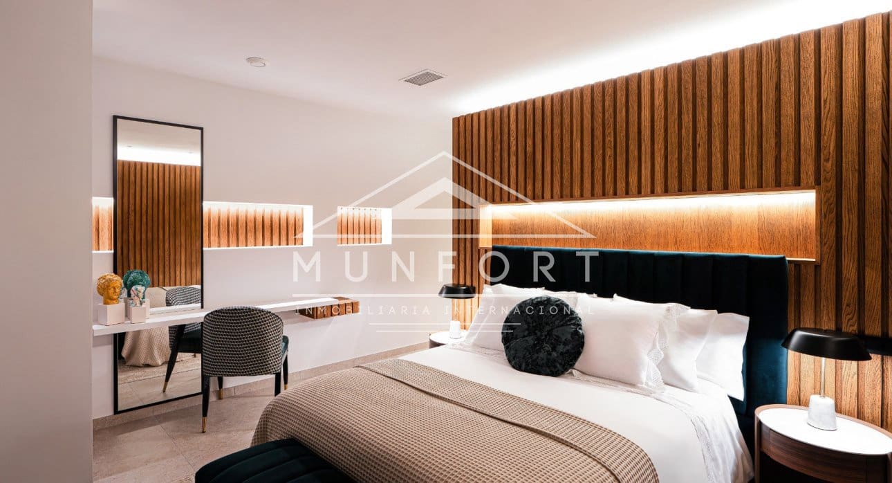 4 soveværelse Villa til salg i Benidorm med swimmingpool - € 1.150.000 (Ref: 9073859)