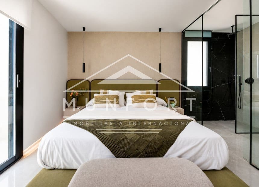 3 quarto Moradia para venda em Torrevieja com piscina - 725 000 € (Ref: 9074553)