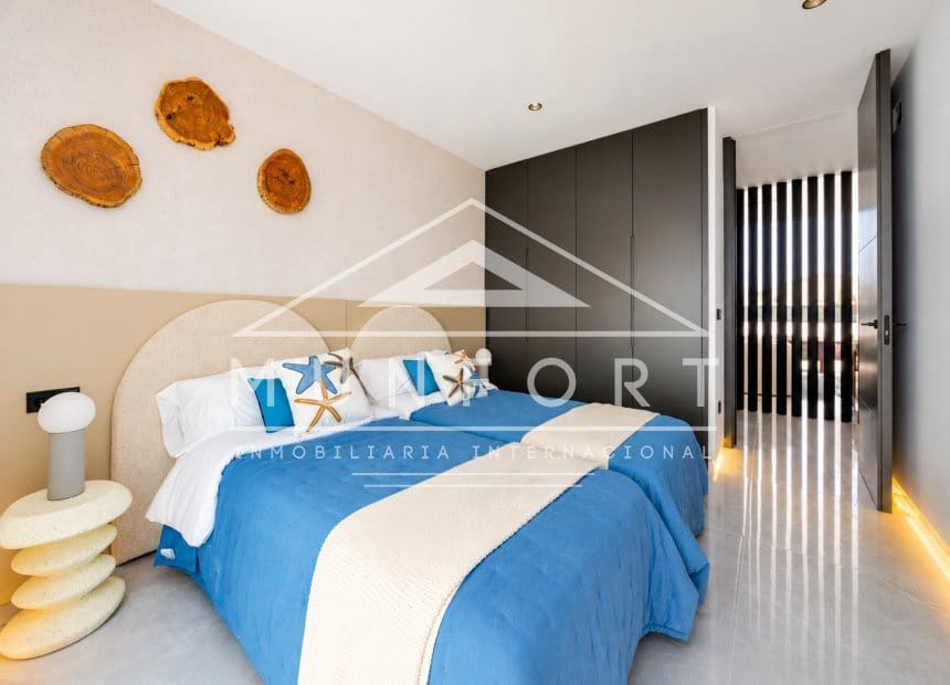 3 quarto Moradia para venda em Torrevieja com piscina - 725 000 € (Ref: 9074553)
