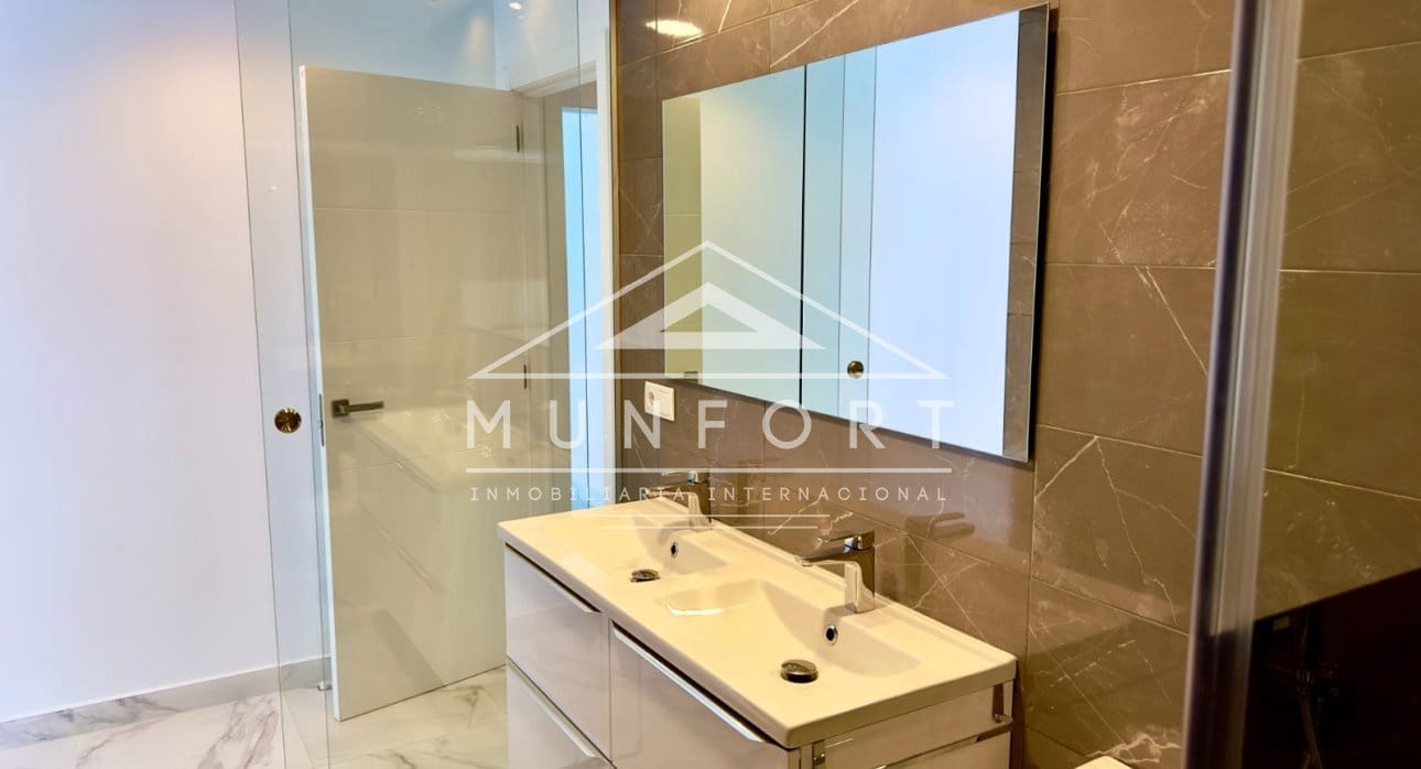 4 bedroom Villa for sale in Ciudad Quesada with pool - € 834,000 (Ref: 9077096)