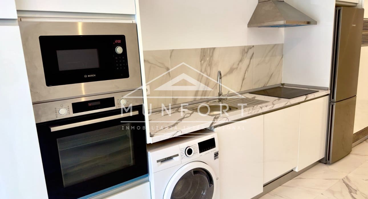 4 bedroom Villa for sale in Ciudad Quesada with pool - € 834,000 (Ref: 9077096)