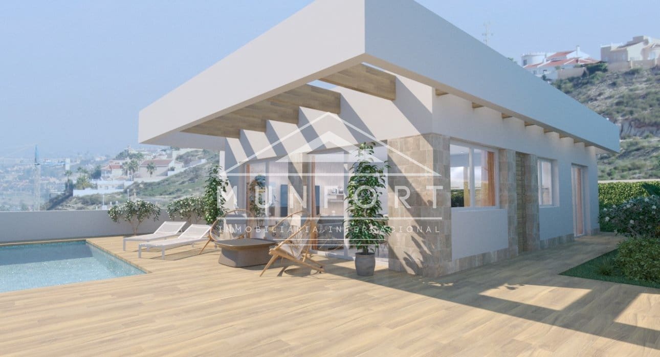 3 bedroom Villa for sale in Ciudad Quesada with pool - € 449,500 (Ref: 9077097)