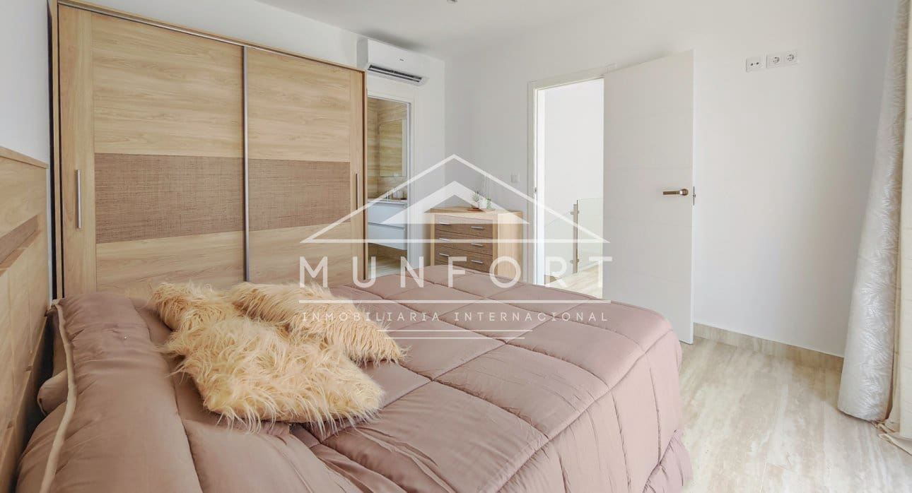 3 bedroom Villa for sale in Ciudad Quesada with pool - € 598,000 (Ref: 9077477)