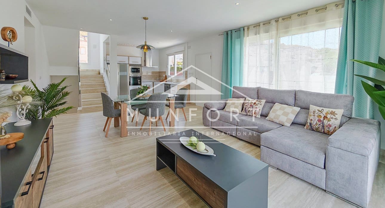 3 bedroom Villa for sale in Ciudad Quesada with pool - € 598,000 (Ref: 9077477)