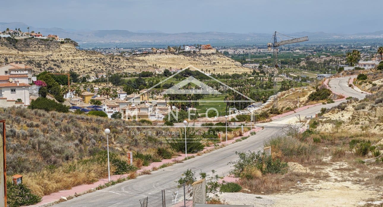 3 bedroom Villa for sale in Ciudad Quesada with pool - € 598,000 (Ref: 9077477)