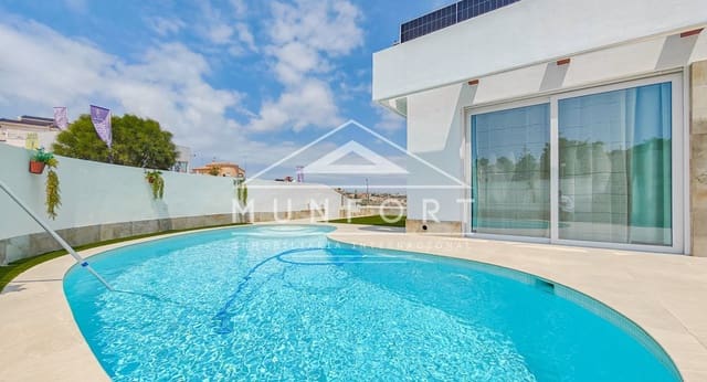 3 bedroom Villa for sale in Ciudad Quesada, Rojales with pool - € 556,000 (Ref: 9077477)