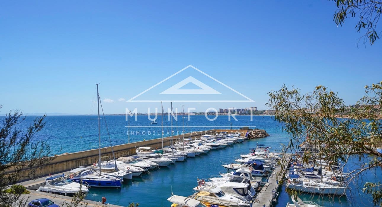 2 chambre Penthouse à vendre à Orihuela Costa avec piscine - 440 000 € (Ref: 9112812)