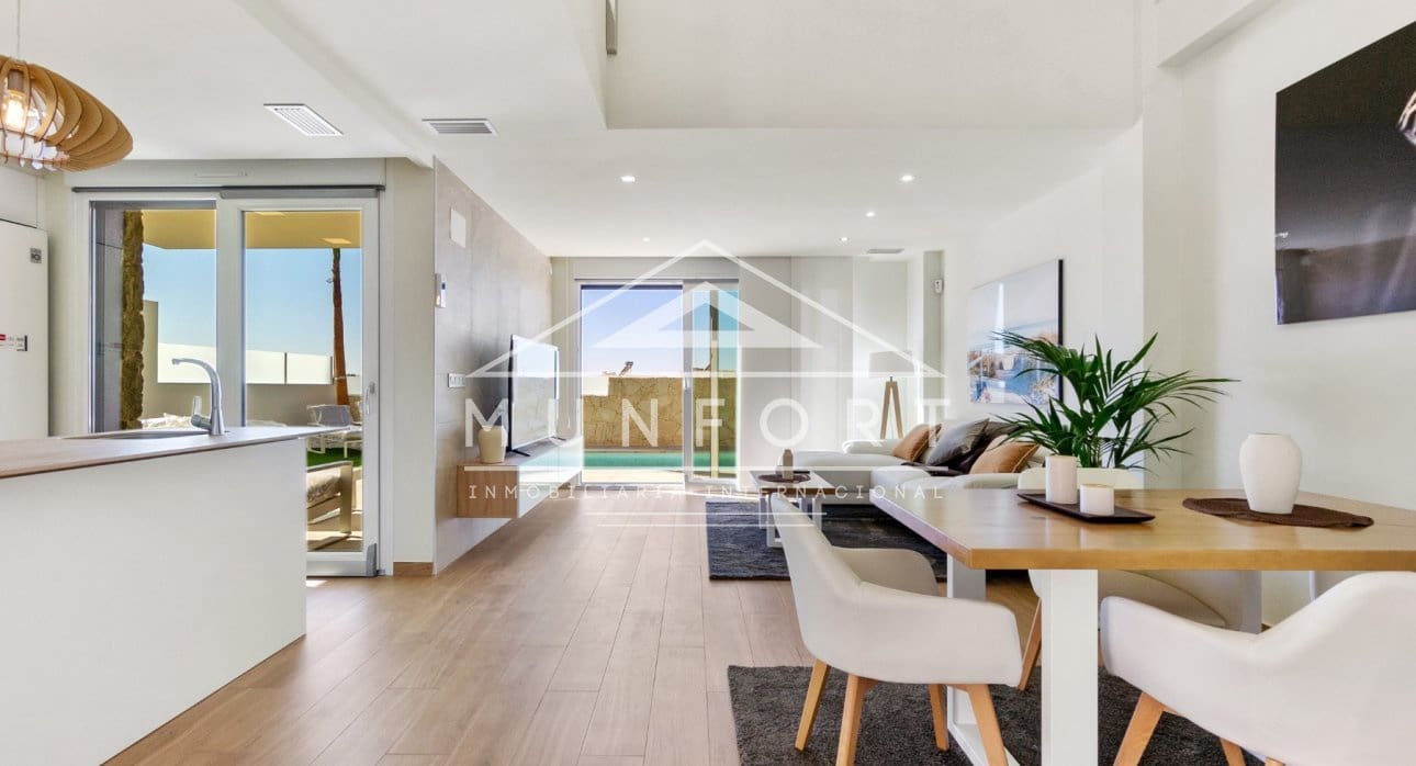 3 bedroom Villa for sale in Ciudad Quesada with pool - € 649,000 (Ref: 9123574)