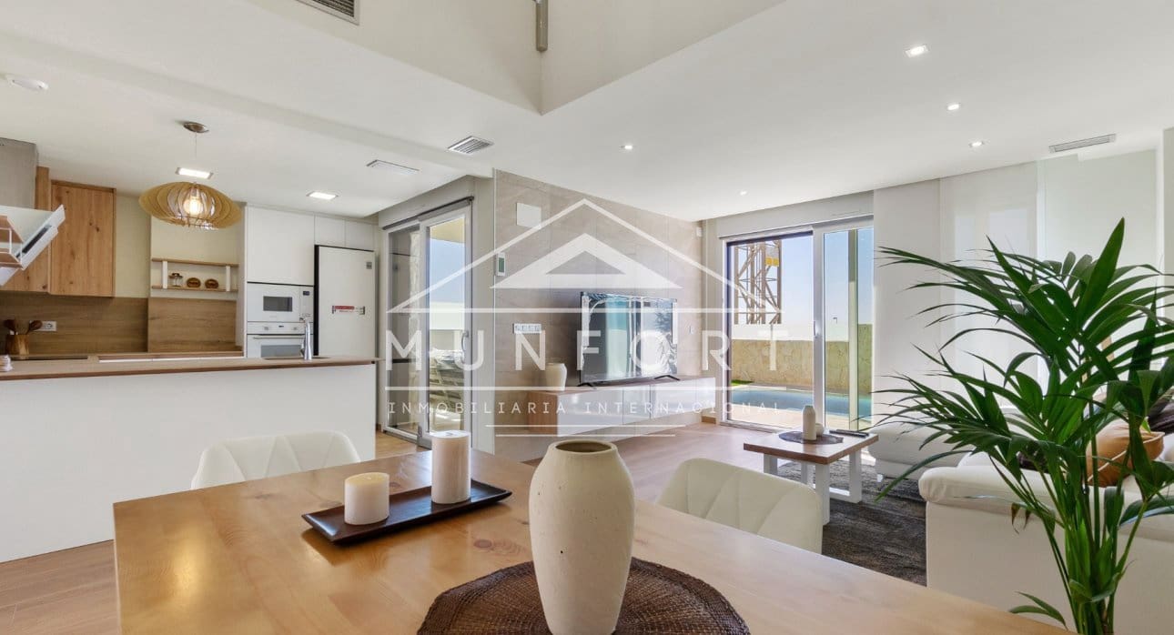 3 bedroom Villa for sale in Ciudad Quesada with pool - € 649,000 (Ref: 9123574)