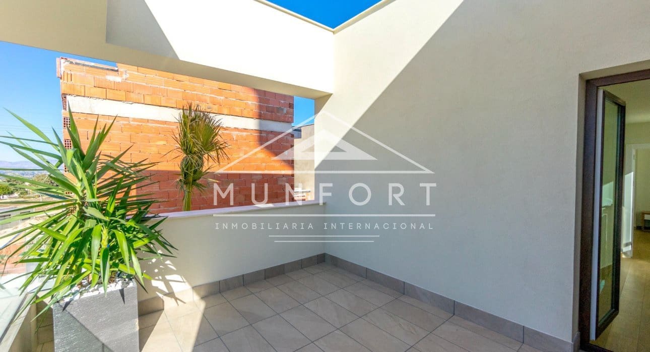 3 bedroom Villa for sale in Ciudad Quesada with pool - € 649,000 (Ref: 9123574)