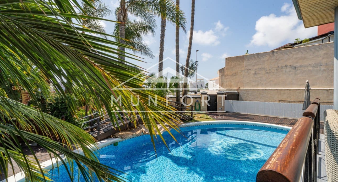 5 bedroom Villa for sale in San Pedro del Pinatar with pool - € 1,350,000 (Ref: 9126012)