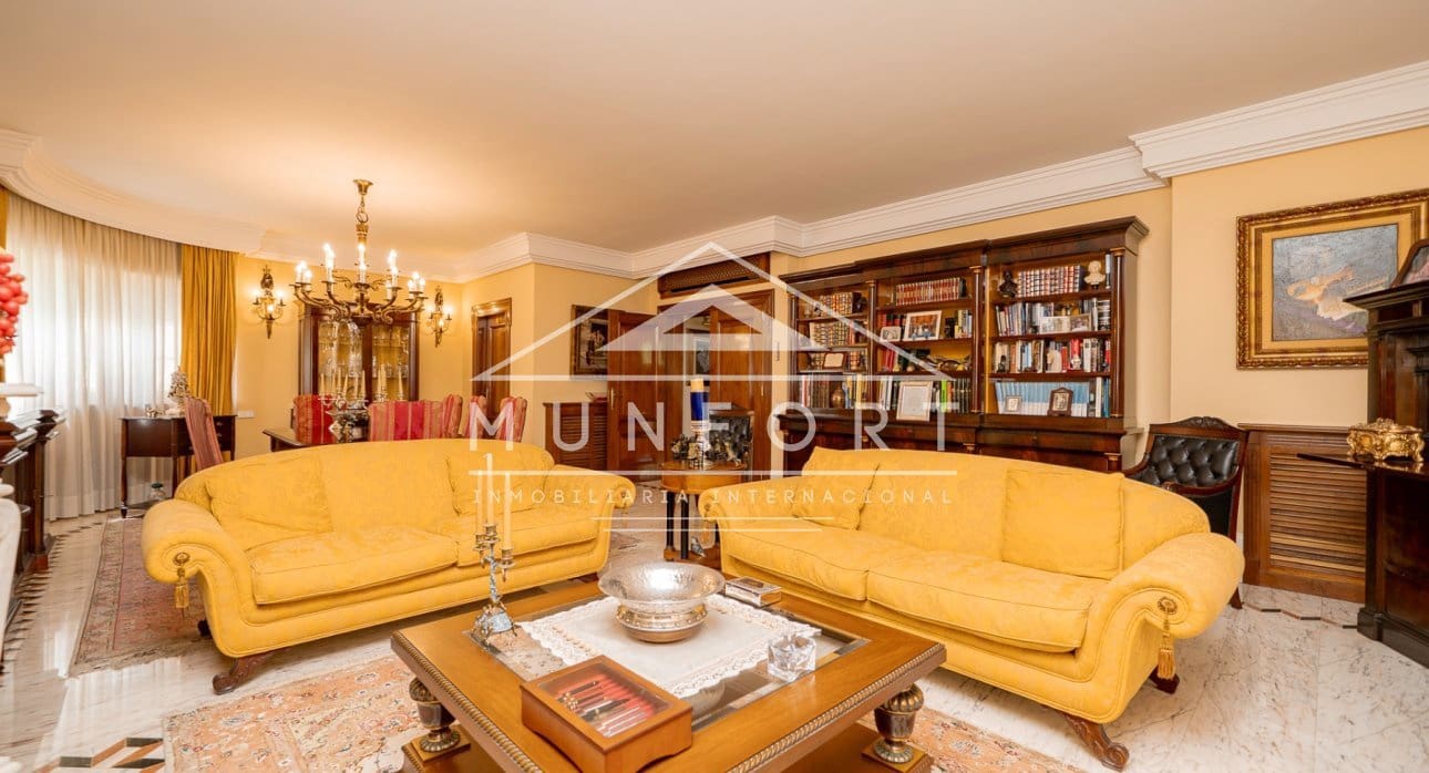 5 bedroom Villa for sale in San Pedro del Pinatar with pool - € 1,350,000 (Ref: 9126012)