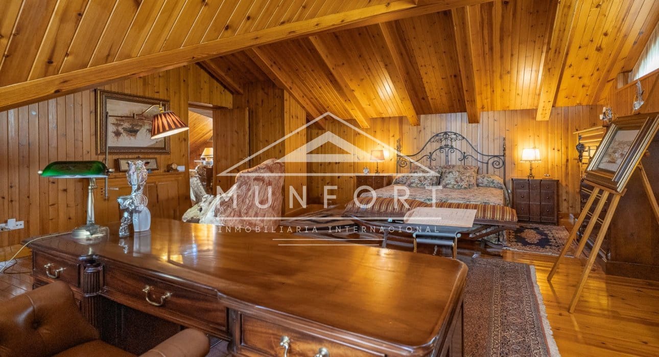 5 bedroom Villa for sale in San Pedro del Pinatar with pool - € 1,350,000 (Ref: 9126012)