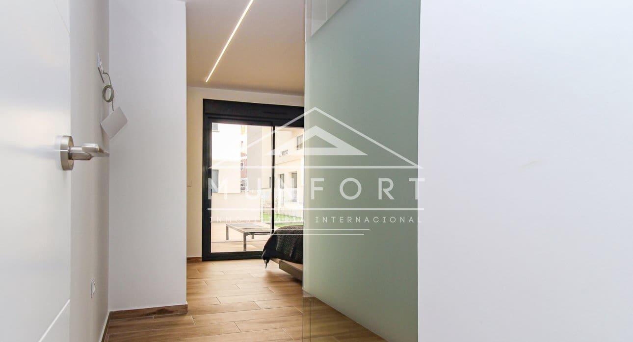 3 quarto Apartamento para venda em Los Alcazares com piscina - 375 000 € (Ref: 9127436)