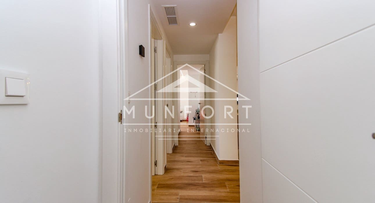 3 quarto Apartamento para venda em Los Alcazares com piscina - 375 000 € (Ref: 9127436)