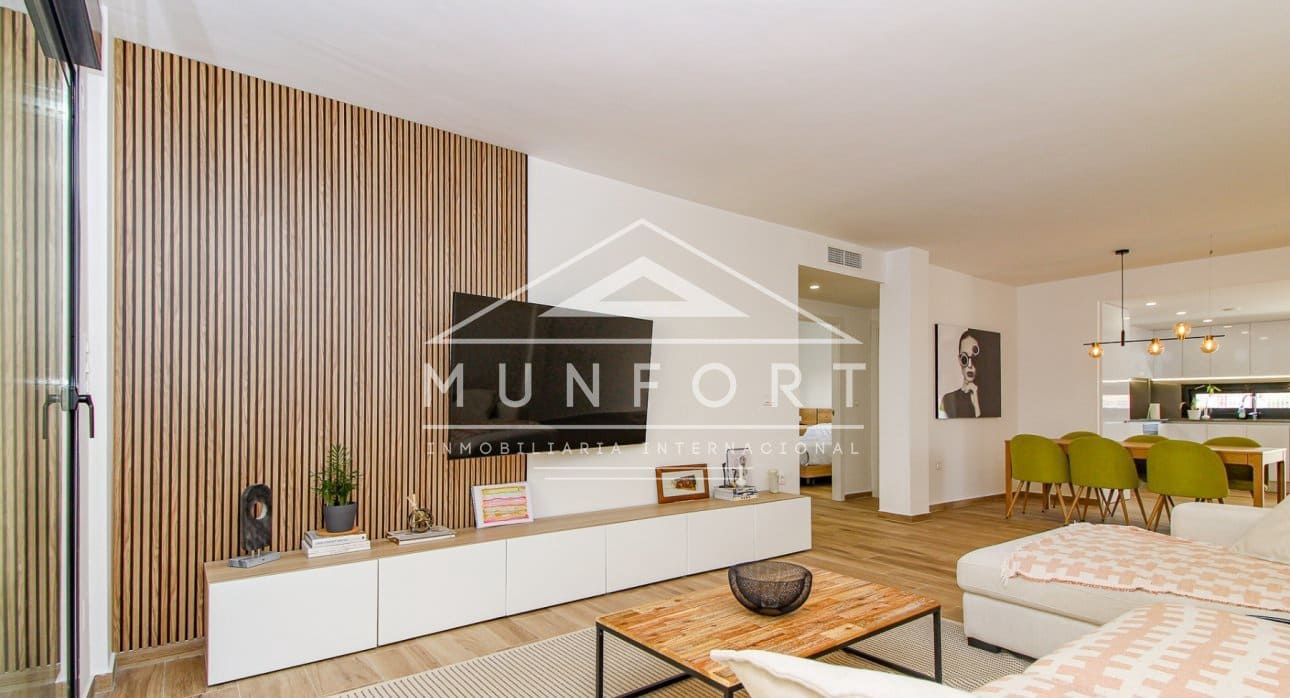 3 quarto Apartamento para venda em Los Alcazares com piscina - 375 000 € (Ref: 9127436)