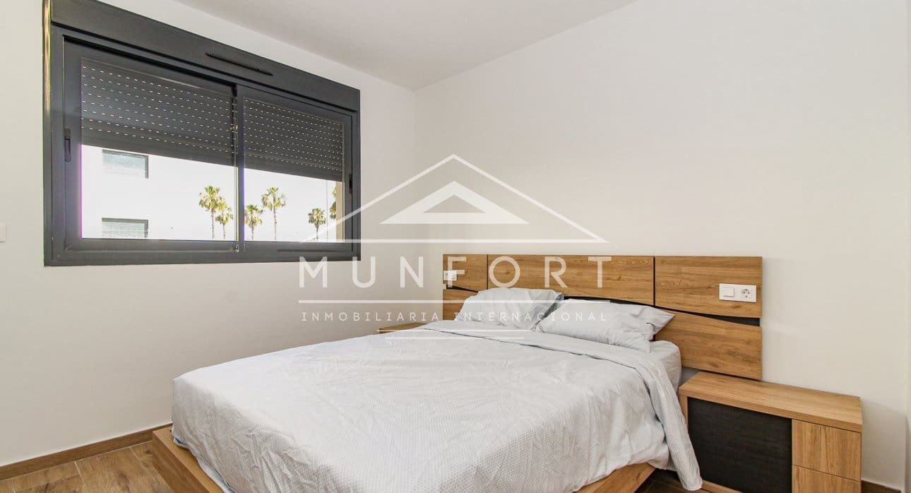 3 quarto Apartamento para venda em Los Alcazares com piscina - 375 000 € (Ref: 9127436)