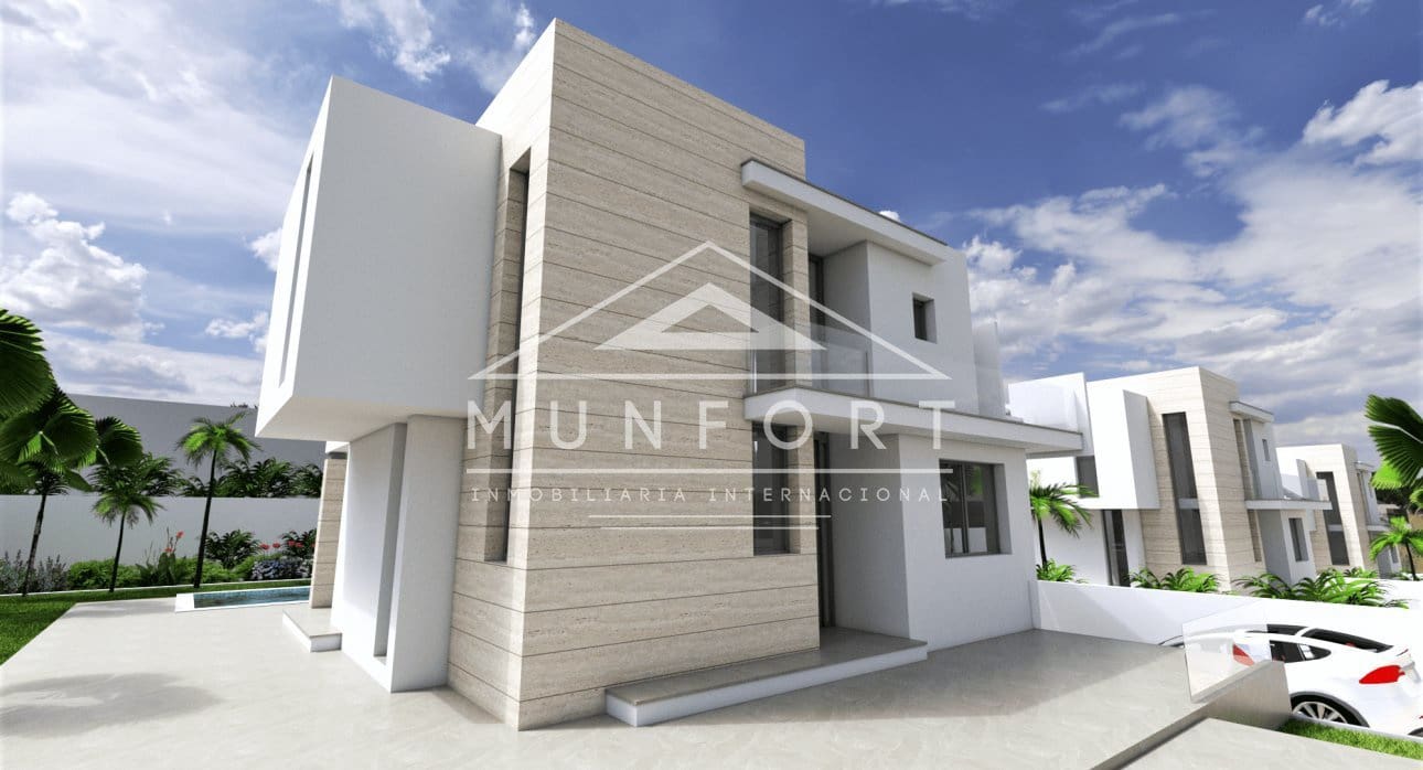 3 bedroom Villa for sale in Torrevieja - € 690,000 (Ref: 9133670)