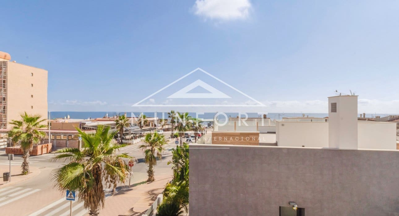 4 soveværelse Villa til salg i Torrevieja med swimmingpool - € 940.000 (Ref: 9133671)