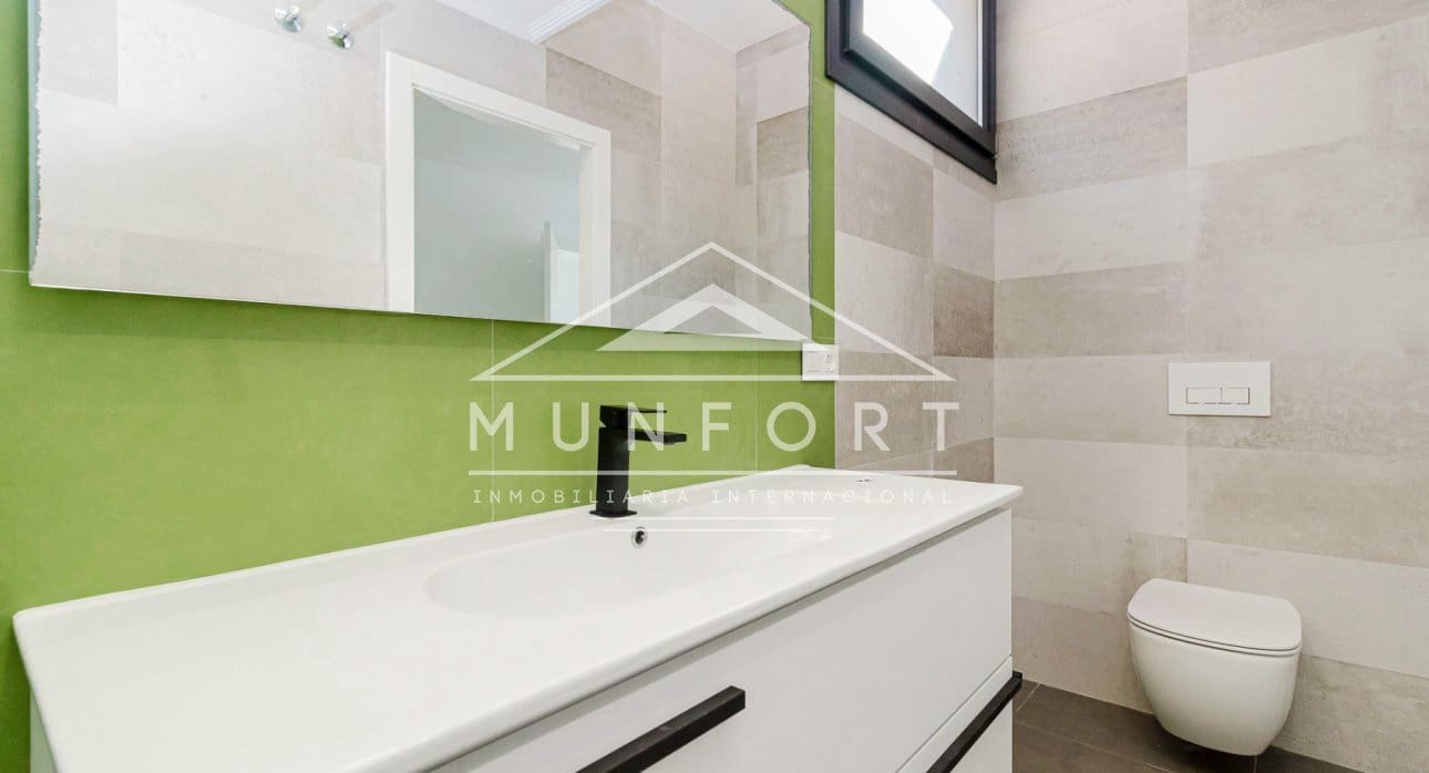 4 soveværelse Villa til salg i Torrevieja med swimmingpool - € 940.000 (Ref: 9133671)