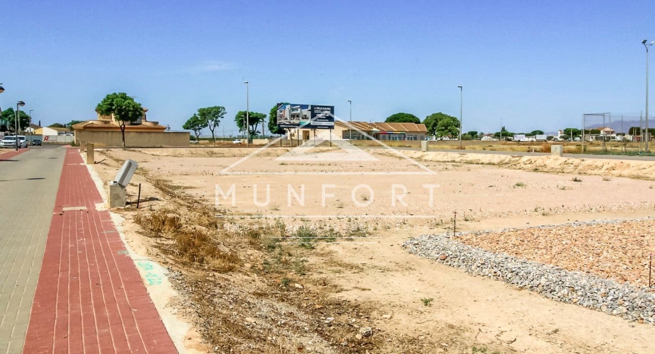 Area Edificabile in vendita in Roldan - 599.900 € (Rif: 9148344)