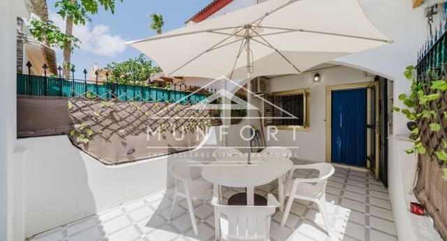 2 soveværelse Semi-Rækkehus til salg i Centro, Los Alcázares - € 109.900 (Ref: 9149775)