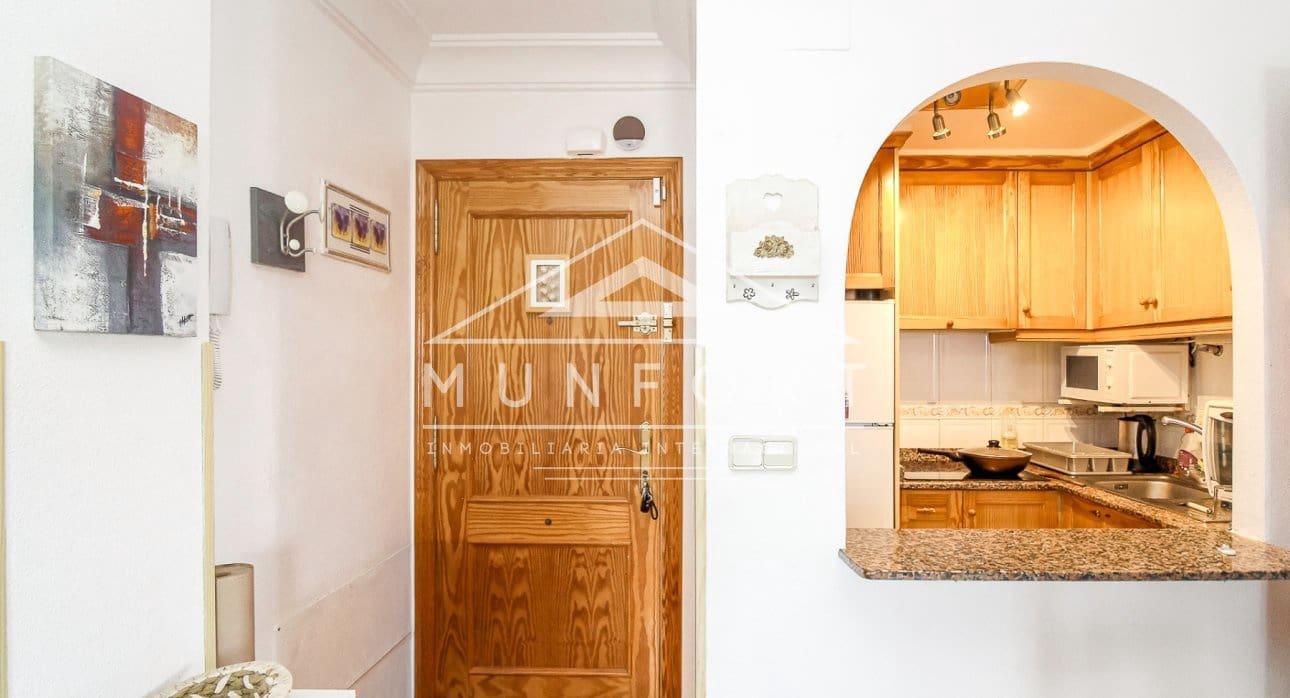 2 soverom Penthouse til salgs i La Manga del Mar Menor med svømmebasseng - € 165 000 (Ref: 9153329)