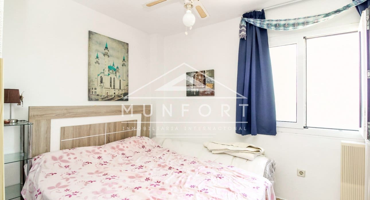 2 soverom Penthouse til salgs i La Manga del Mar Menor med svømmebasseng - € 165 000 (Ref: 9153329)