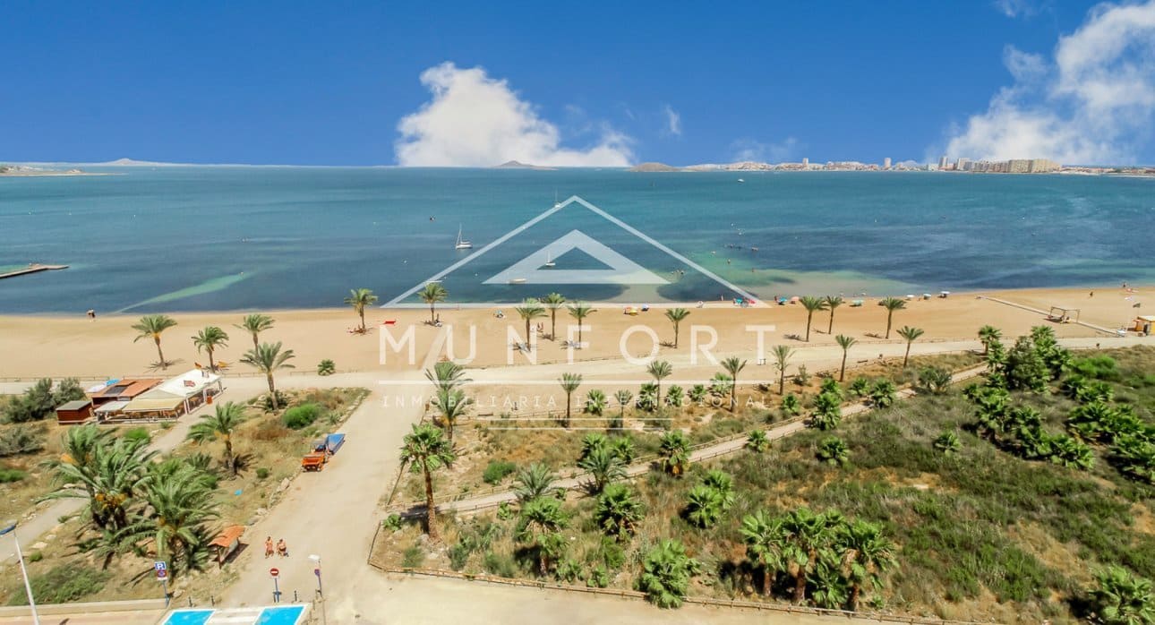 2 soverom Penthouse til salgs i La Manga del Mar Menor med svømmebasseng - € 165 000 (Ref: 9153329)