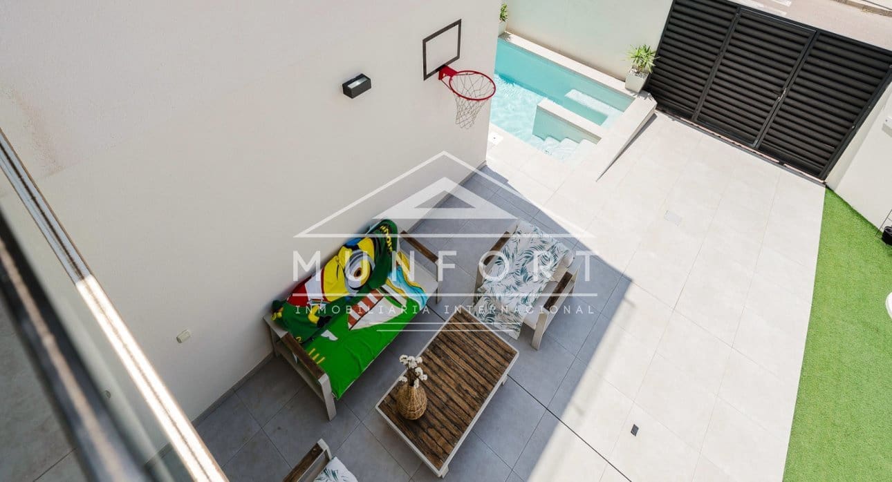 4 sypialnia Willa na sprzedaż w Benijofar z basenem - 499 900 € (Ref: 9161296)