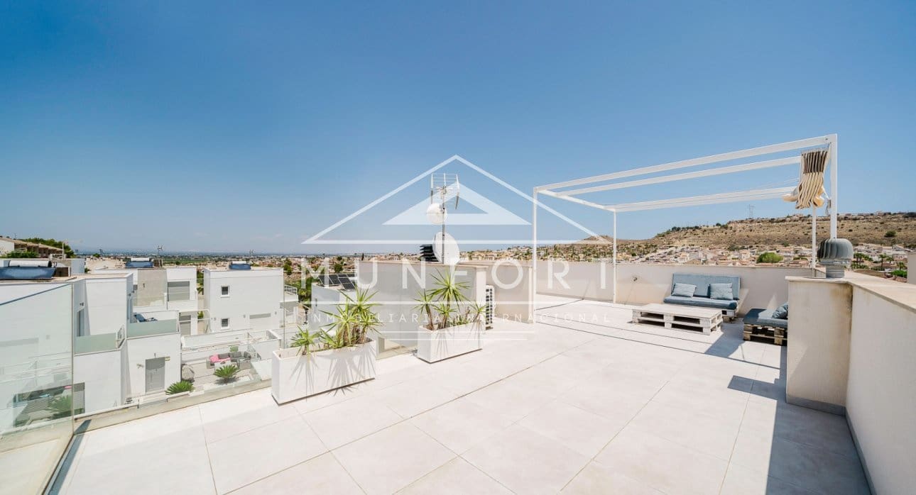 4 sypialnia Willa na sprzedaż w Benijofar z basenem - 499 900 € (Ref: 9161296)