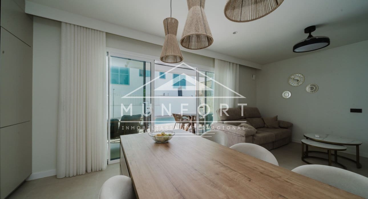 2 soverom Hus til salgs i Torre de la Horadada med svømmebasseng - € 399 900 (Ref: 9187302)